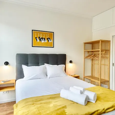 Santa Catarina's Rubi Apartment Porto
